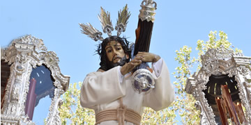 the best place to see processions of maundy thursday