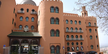 hotels with spacious rooms for families
