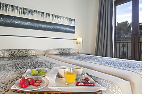 superior room in macia plaza of granada