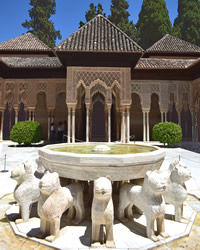 alhambra in granada, nasrid palaces