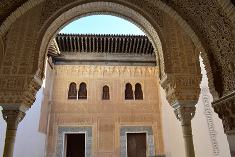 comares palace arches