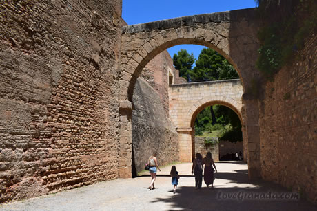 free area of the alhambra, entrance bridge