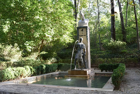 monumento of angel ganivet in the forest of the alhambra