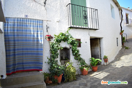 traditional houses of bubion