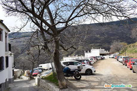 parking at the entrance to capileira