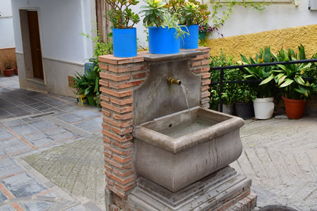 lanjaron street fountain