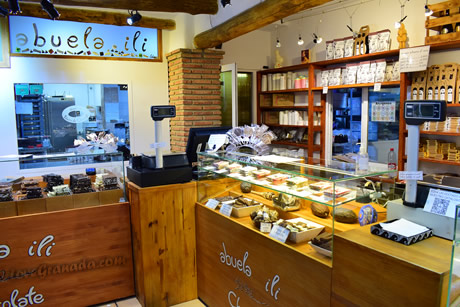 abuela ili chocolate shop in pampaneira