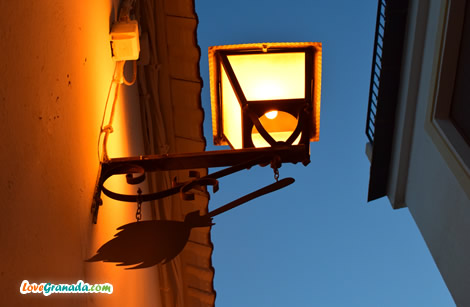 soportujar at night
