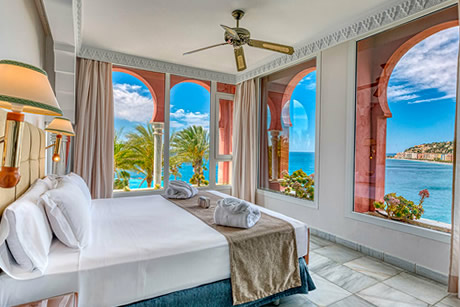 arab style room in playa calida spa hotel in almuñcear