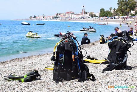 scuba diving in calahonda of granada