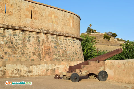 guns in castle of herradura