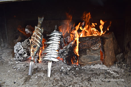 grilled fich barbecue style in amare beach of la herradura