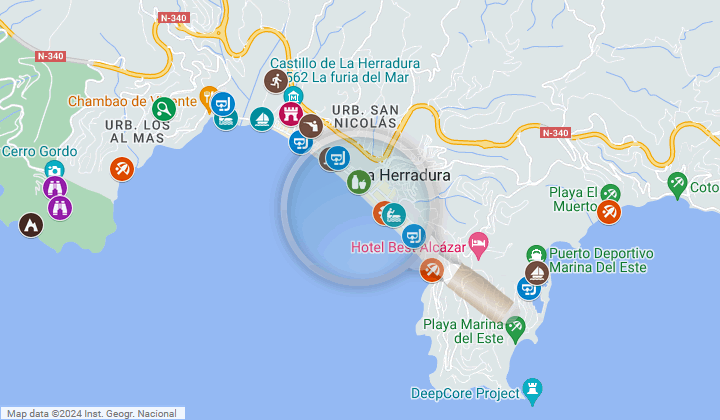 map of monuments, beaches, sports and places to see in la herradura