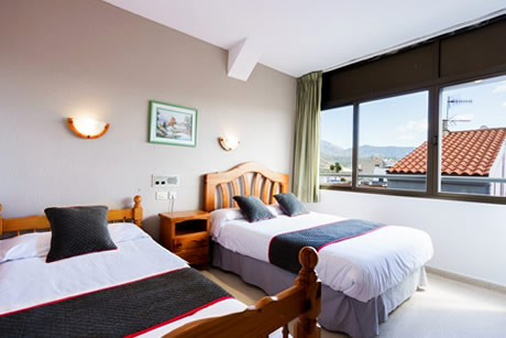single room with extra bed in costa andaluza of motril