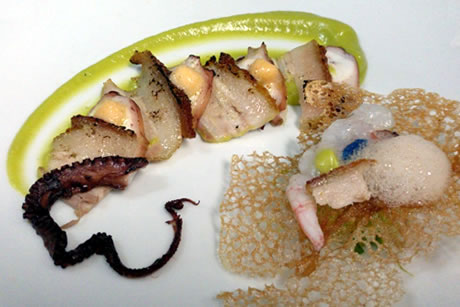 vmodern dish in the restaurant la espicha in motril
