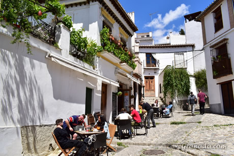 tapas bars in the albaicin in granada