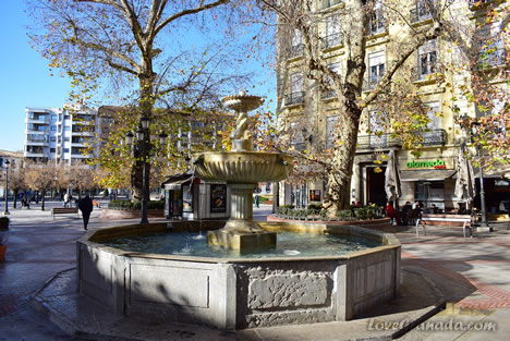 fountains near puerta real in granada