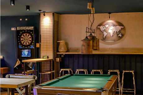 bistromundo in granada wth pool and darts