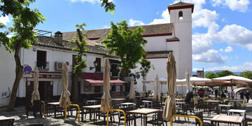 bars in granada