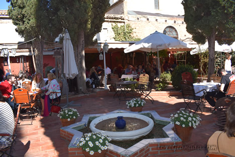 jardines zoraya outside terrace