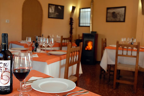 table with wine interior restaurant prado negro