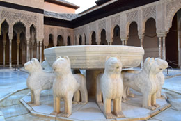 patio of acequia in generalife