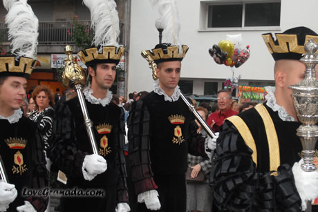 angustia procession traditions