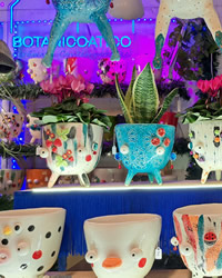 a gift stall at the granada christmas market