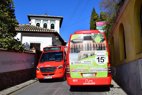 alhambra buses included in granada tourist pass