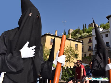 procession in carrera del darro