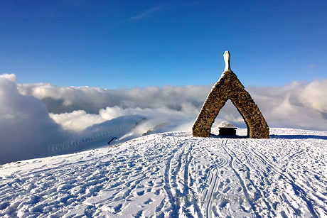 snow virgen in sierra nevada
