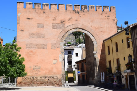 elvira gate in granada