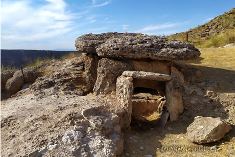 entrance to gorafe dolmen