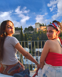 alhambra, one ot the places to sse in granada in three days