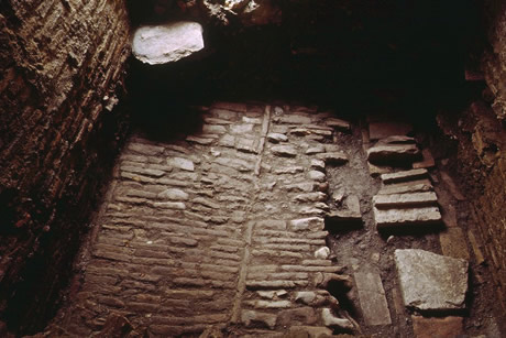 casa de la tumba floor