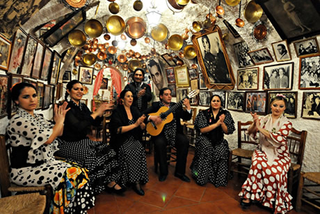 a group of singers adn dancers in maria la canastera