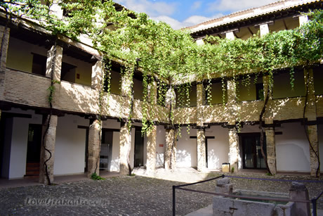 generalview ofpatio of corral de carbon