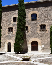 building of the royal hospital
