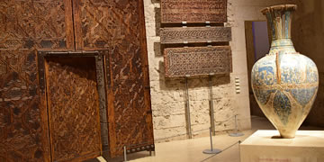 items in the alhambra museum