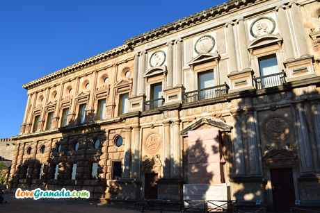 carlos v palace entance