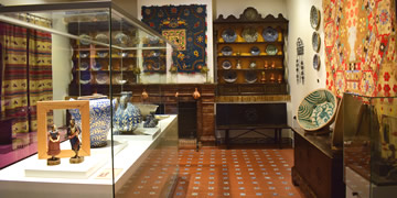 museum casa de los tiros in granada