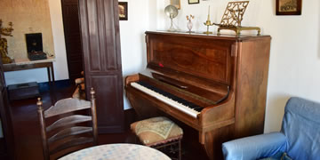 manuel de falla museum in granada
