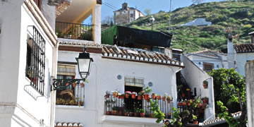albaicin white houses