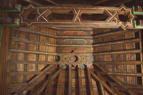 wooden ceiling in casa de oro