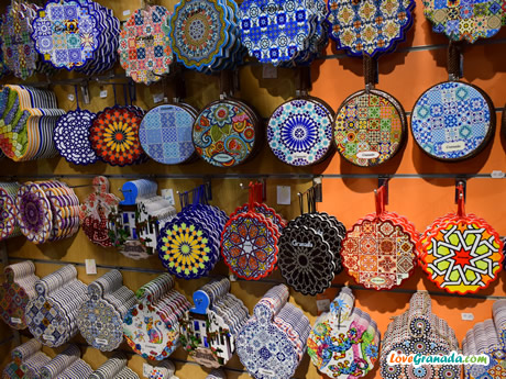 ceramics in ermita street