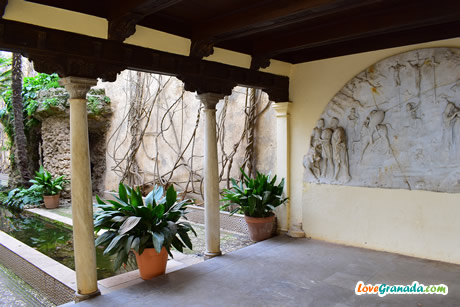 palacette wood beams