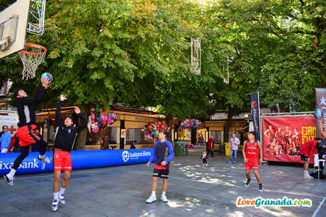 basketball in the Bib Rambla Square
