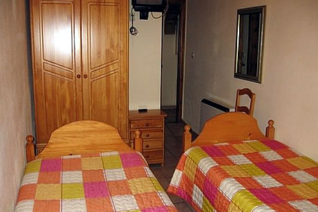 recepcion del hostal el duende blanco