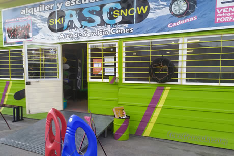 boulding of rental shop asc ski snow at night
