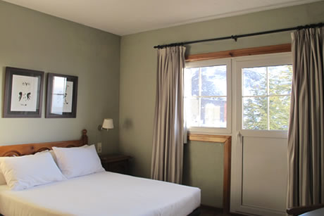 a double room in three star hotel maribel in sierra nevada
